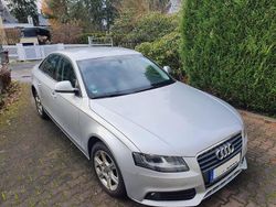 Silber Gebraucht 2009 Audi A4 Ambition Limousine | 5.800 € (Fairer Preis)