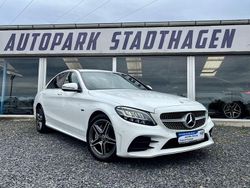 Weiß Gebraucht 2021 Mercedes C300e AMG line Limousine | 27.990 € (Fairer Preis)