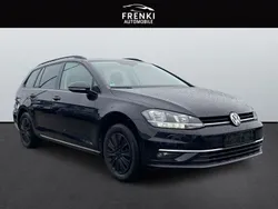 Deep black perleffekt Gebraucht 2017 VW Golf VII Comfortline Kombi | 9.999 € (Guter Preis)