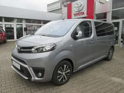Bismutsilber Neu 2024 Toyota Proace Verso Comfort Kombi | 45.000 € (Fairer Preis)