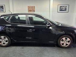 Schwarz Gebraucht 2011 Hyundai i30 Edition Limousine | 1.990 € (Guter Preis)