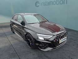 Schwarz Gebraucht 2024 Audi RS3 Sportback Sport Kleinwagen | 79.990 €