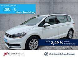 Weiß Gebraucht 2024 VW Touran Comfortline Van / Kleinbus | 28.950 € (Guter Preis)