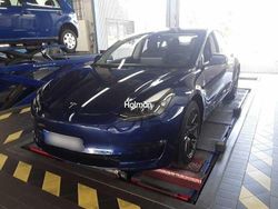 Blau Gebraucht 2022 Tesla Model 3 Limousine | 27.180 € (Fairer Preis)
