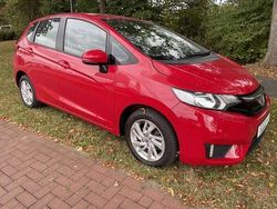 Rot Gebraucht 2016 Honda Jazz Comfort Kleinwagen | 11.499 € (Fairer Preis)