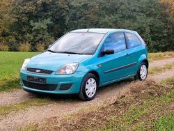 Blau Gebraucht 2007 Ford Fiesta Kleinwagen | 2.250 €