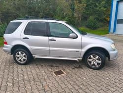 Silber Gebraucht 2003 Mercedes ML270 SUV | 4.900 € (Fairer Preis)
