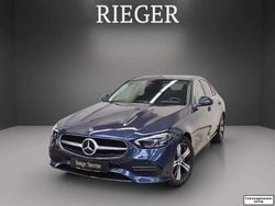 Blau Gebraucht 2024 Mercedes C180 Avantgarde Limousine | 33.959 € (Superpreis)