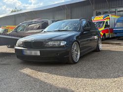 Schwarz Gebraucht 2004 BMW 325 Kombi | 5.999 € (Teuer)