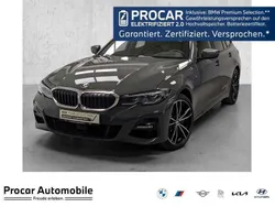 Grau Gebraucht 2021 BMW 330e M Sport Kombi | 30.980 € (Fairer Preis)