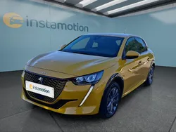 Gelb Gebraucht 2021 Peugeot e-208 Allure Kleinwagen | 16.999 € (Fairer Preis)