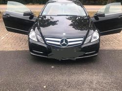 Schwarz Gebraucht 2011 Mercedes E220 Coupé | 16.000 € (Etwas zu teuer)