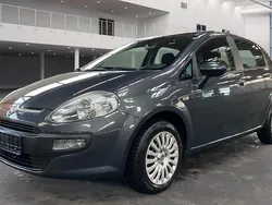Grigio pessimo umore Gebraucht 2010 Fiat Punto Evo Dynamic Kleinwagen | 5.790 € (Fairer Preis)