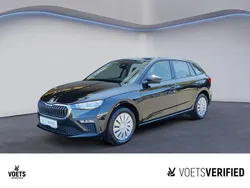 Schwarz Gebraucht 2024 Skoda Scala Essence Kleinwagen | 19.480 € (Fairer Preis)