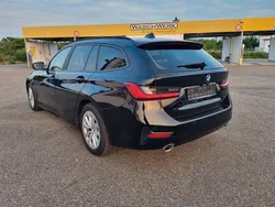 Schwarz Gebraucht 2020 BMW 320 Luxury Line Kombi | 19.690 € (Guter Preis)