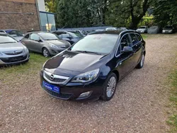 Schwarz Gebraucht 2011 Opel Astra Kombi | 4.999 € (Superpreis)