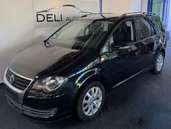 Schwarz Gebraucht 2010 VW Touran Freestyle Van / Kleinbus | 3.290 € (Guter Preis)