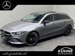 Grau Gebraucht 2022 Mercedes CLA200 Shooting Brake Progressive Kombi | 25.450 € (Fairer Preis)