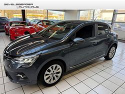 Grau Gebraucht 2020 Renault Clio IV Experience Limousine | 11.980 € (Fairer Preis)