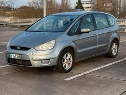 Silber Gebraucht 2009 Ford S-MAX S Van / Kleinbus | 2.800 € (Fairer Preis)