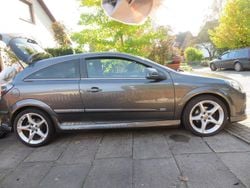 Grau Gebraucht 2010 Opel Astra GTC OPC Coupé | 4.990 € (Etwas zu teuer)