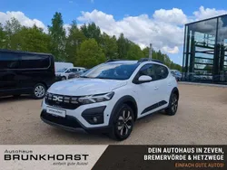 (zedergrün) Neu 2025 Dacia Sandero Extreme Kleinwagen | 17.990 € (Fairer Preis)