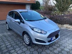 Silber Gebraucht 2013 Ford Fiesta Trend Limousine | 4.700 € (Guter Preis)