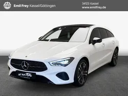 Polarweiß Gebraucht 2024 Mercedes CLA180 Advanced Limousine | 31.795 € (Guter Preis)