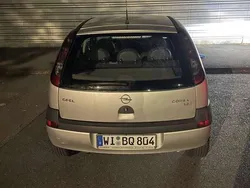 Gebraucht 2001 Opel Corsa Comfort Limousine | 2.500 €