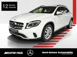 Weiß Gebraucht 2019 Mercedes GLA200 Style SUV | 22.490 € (Fairer Preis)