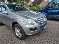 Grau Gebraucht 2006 Mercedes ML320 SUV | 5.400 € (Guter Preis)