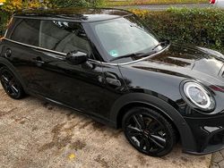 Schwarz Gebraucht 2023 Mini Cooper S Kleinwagen | 28.777 € (Fairer Preis)