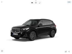 Black sapphire metallic Gebraucht 2025 BMW X1 Comfort Edition SUV | 39.980 € (Guter Preis)