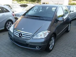 Grau Gebraucht 2010 Mercedes A160 Avantgarde Limousine | 5.990 € (Fairer Preis)