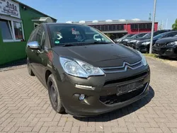 Braun Gebraucht 2014 Citroën C3 SELECTION Kleinwagen | 3.900 €