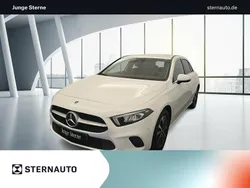 Unilack polarweiß Gebraucht 2022 Mercedes A200 Progressive Limousine | 27.280 € (Fairer Preis)