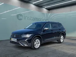 Schwarz Gebraucht 2024 VW Tiguan Allspace S SUV | 40.990 € (Guter Preis)