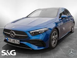 Metalliclack spektralblau Gebraucht 2025 Mercedes A200 AMG Limousine | 41.090 € (Teuer)