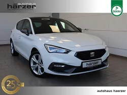 Weiß Gebraucht 2020 Seat Leon FR Limousine | 21.990 € (Etwas zu teuer)