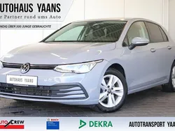 Grau Gebraucht 2020 VW Golf VIII Life Limousine | 17.989 € (Fairer Preis)