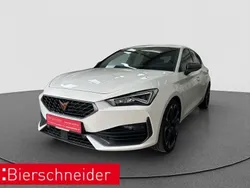 Weiß Gebraucht 2022 Cupra Leon VZ Limousine | 24.790 € (Guter Preis)