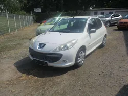Weiß Gebraucht 2012 Peugeot 206+ Kleinwagen | 2.190 € (Fairer Preis)
