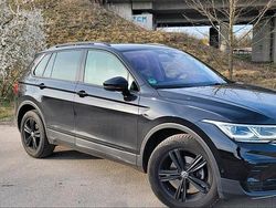 Schwarz Gebraucht 2022 VW Tiguan Sport SUV | 29.998 € (Fairer Preis)