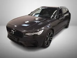 Platinum grey / metallic Gebraucht 2022 Volvo V90 Ultimate Kombi | 48.950 € (Etwas zu teuer)