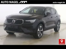 Onyx black / Gebraucht 2024 Volvo XC40 Core SUV | 33.900 € (Guter Preis)