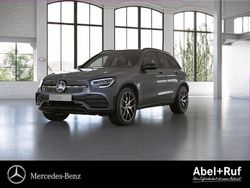 Grau Gebraucht 2021 Mercedes GLC300e AMG SUV | 38.899 € (Fairer Preis)