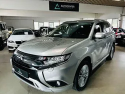Silber Gebraucht 2020 Mitsubishi Outlander P-HEV Basis SUV | 18.390 € (Fairer Preis)