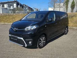 Graphitschwarz metallic Gebraucht 2023 Toyota Proace Verso Comfort Kombi | 34.980 € (Fairer Preis)