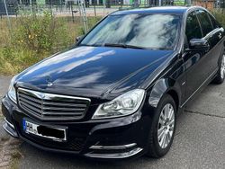 Schwarz Gebraucht 2012 Mercedes C200 Elegance Limousine | 12.000 € (Fairer Preis)