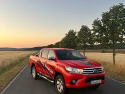 Weiß Gebraucht 2017 Toyota HiLux Abholung | 25.999 € (Guter Preis)
